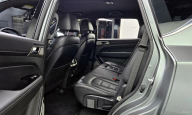G4 Rexton