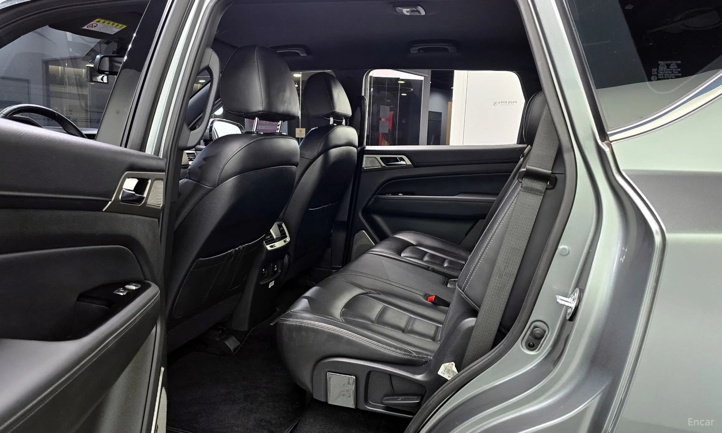 G4 Rexton