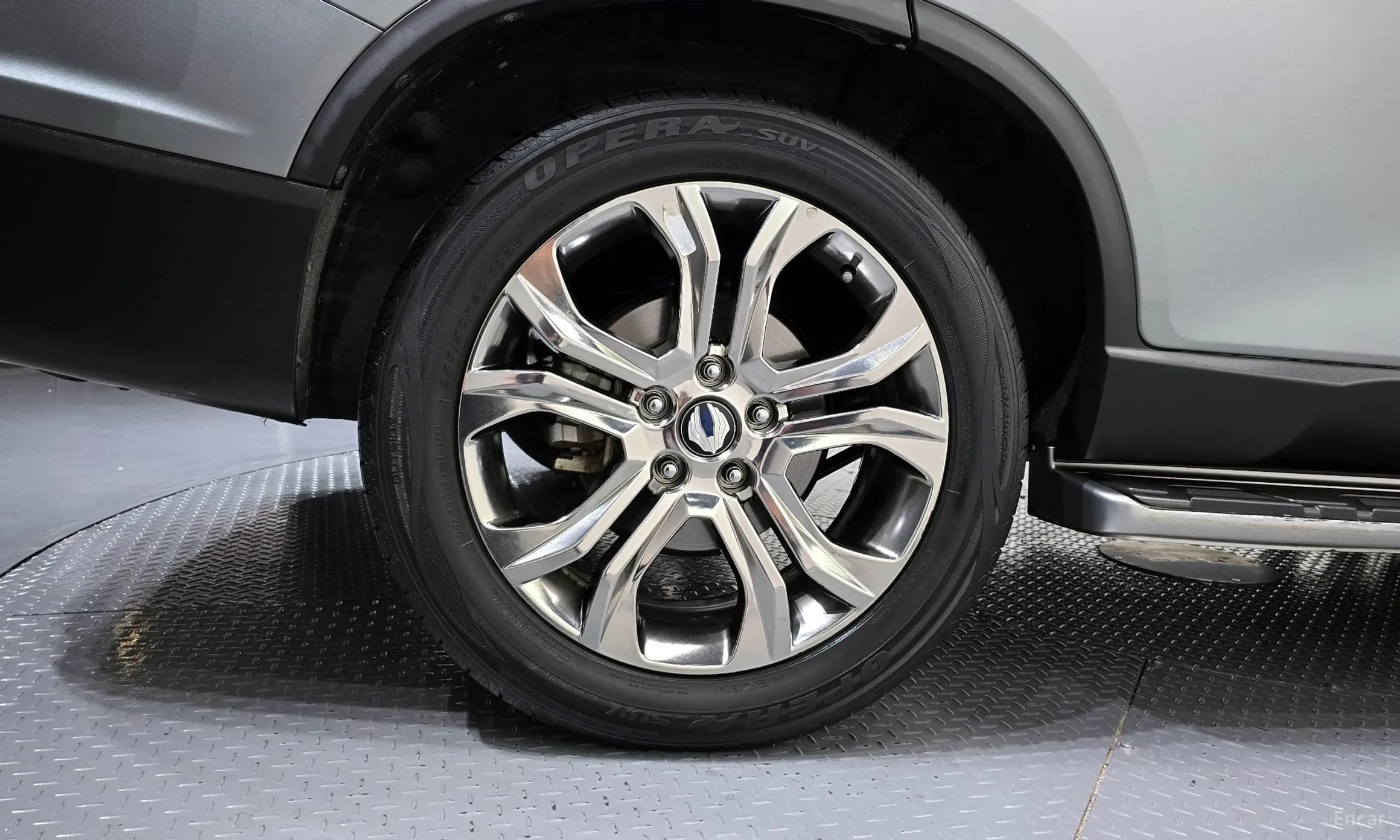 G4 Rexton