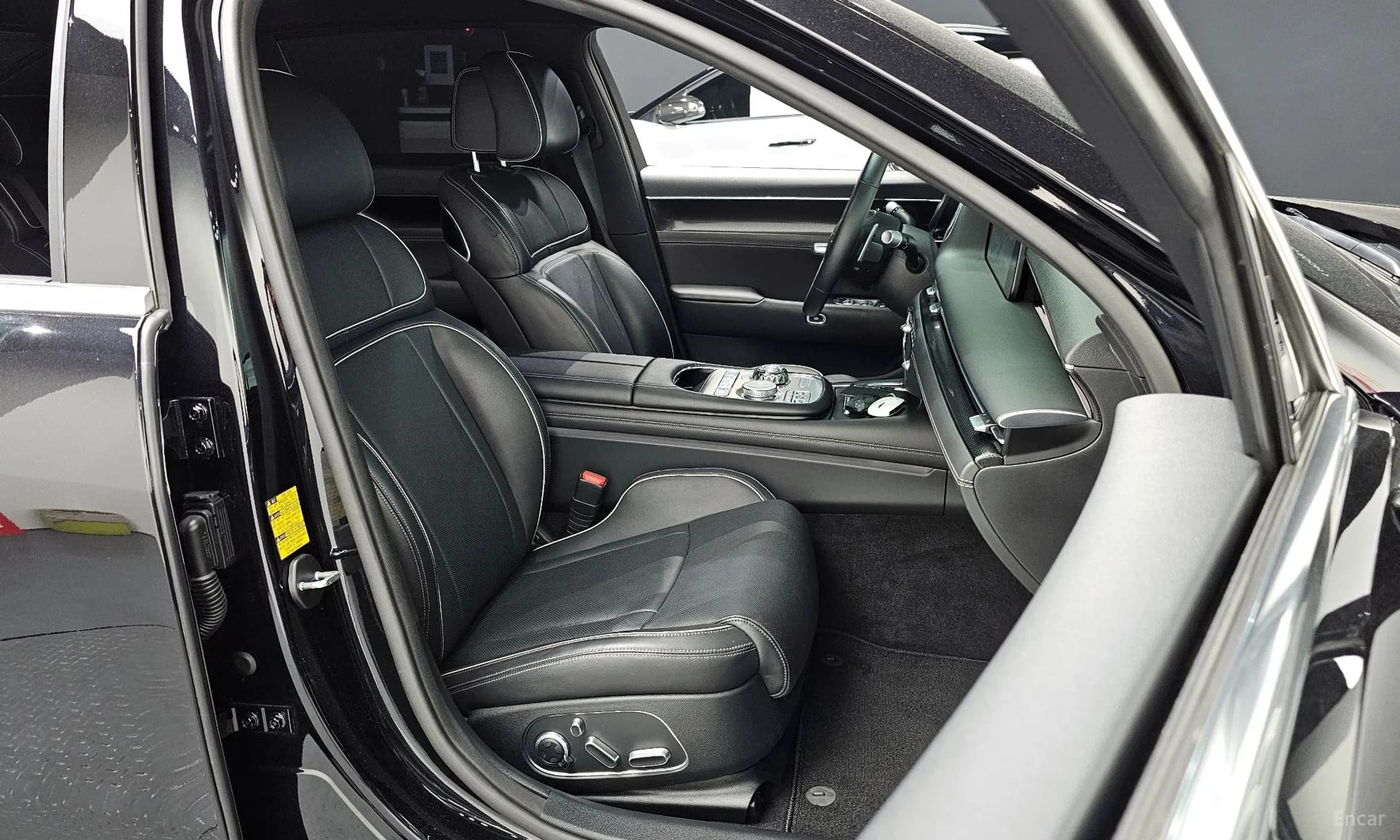 G90 (RS4)