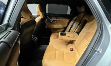 S90