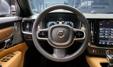 S90