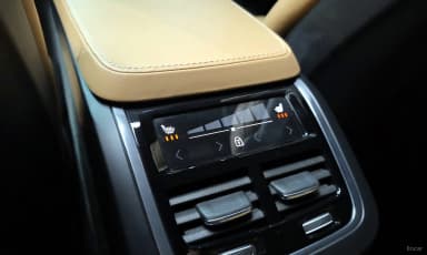 S90