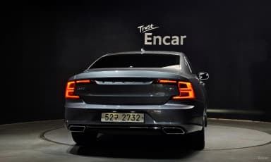 S90