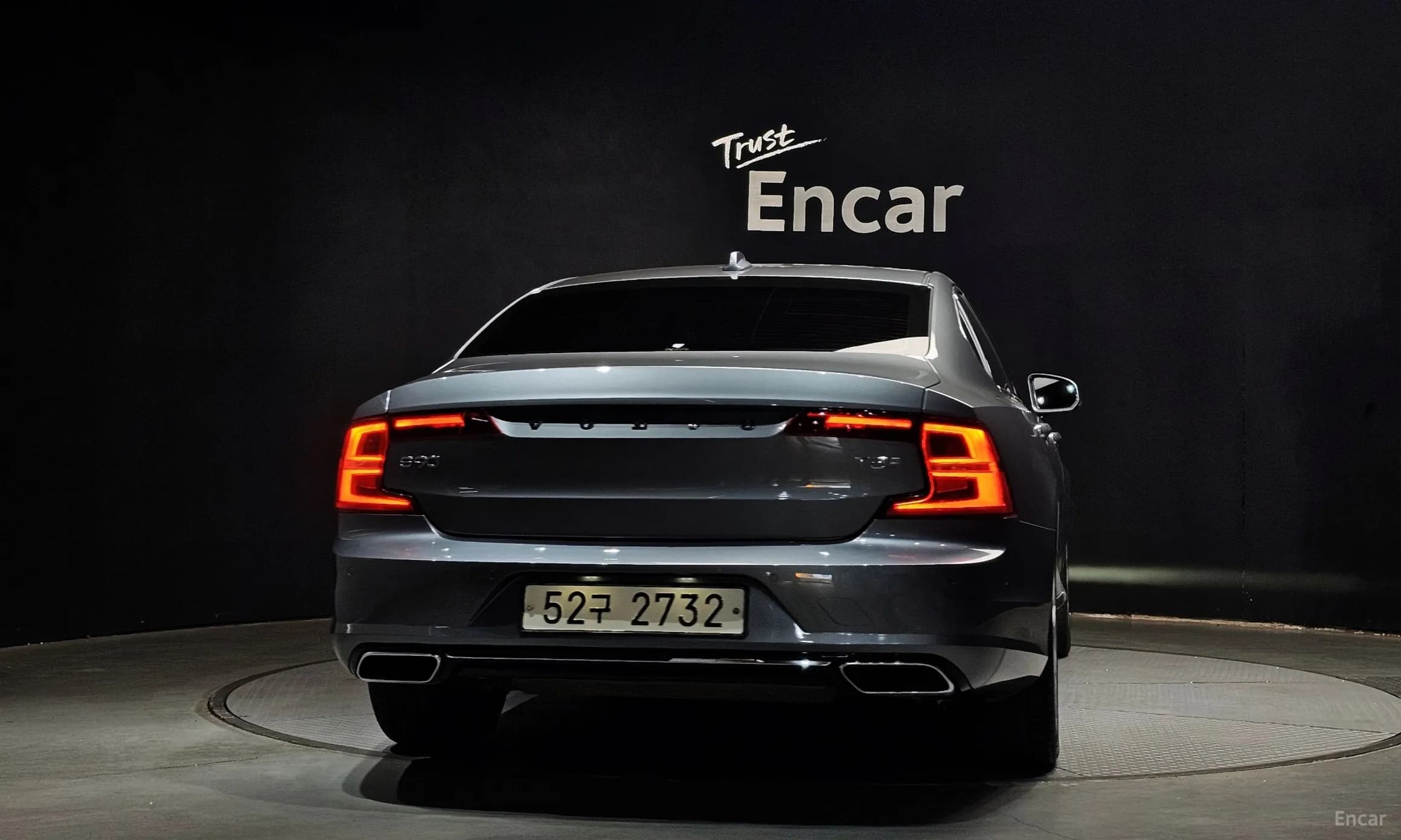 S90