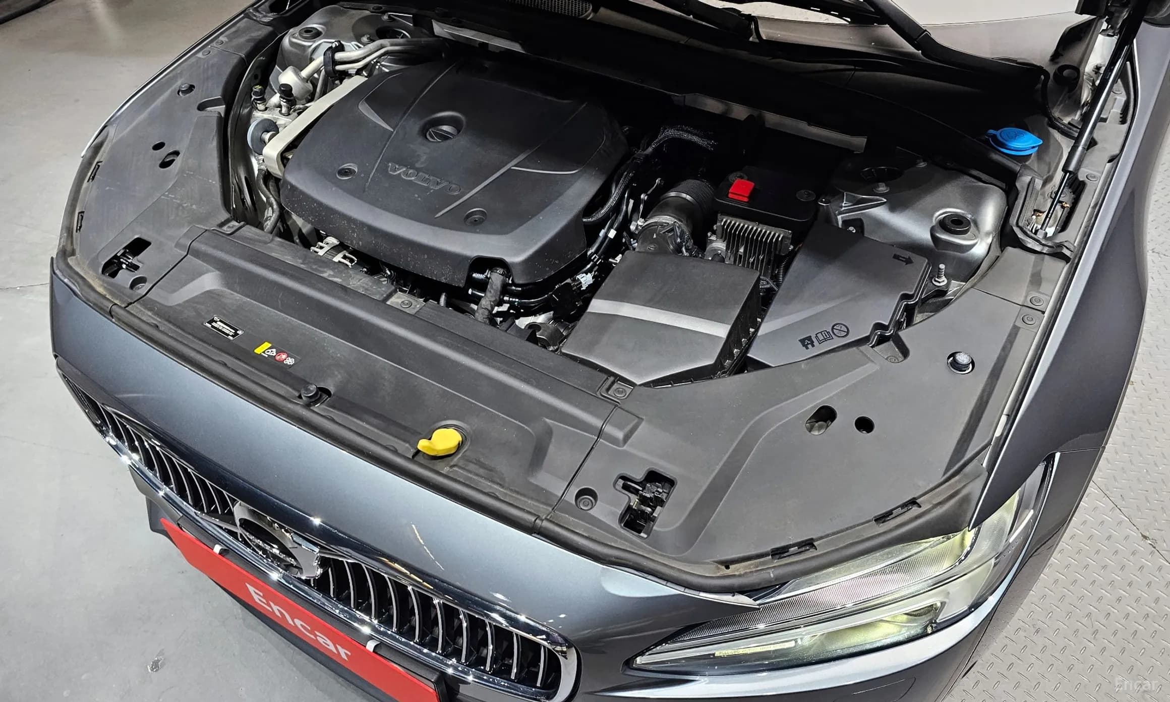 S90