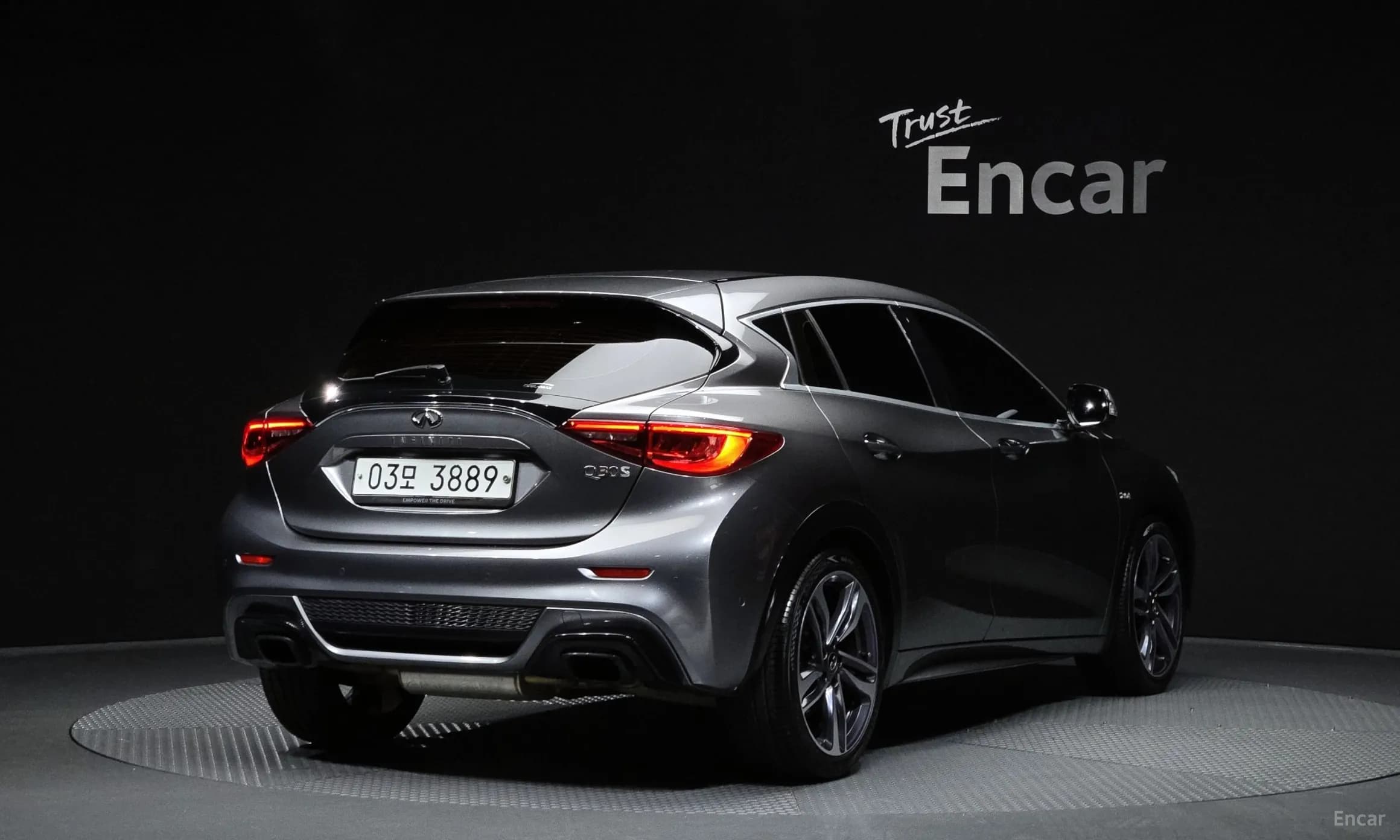 Q30