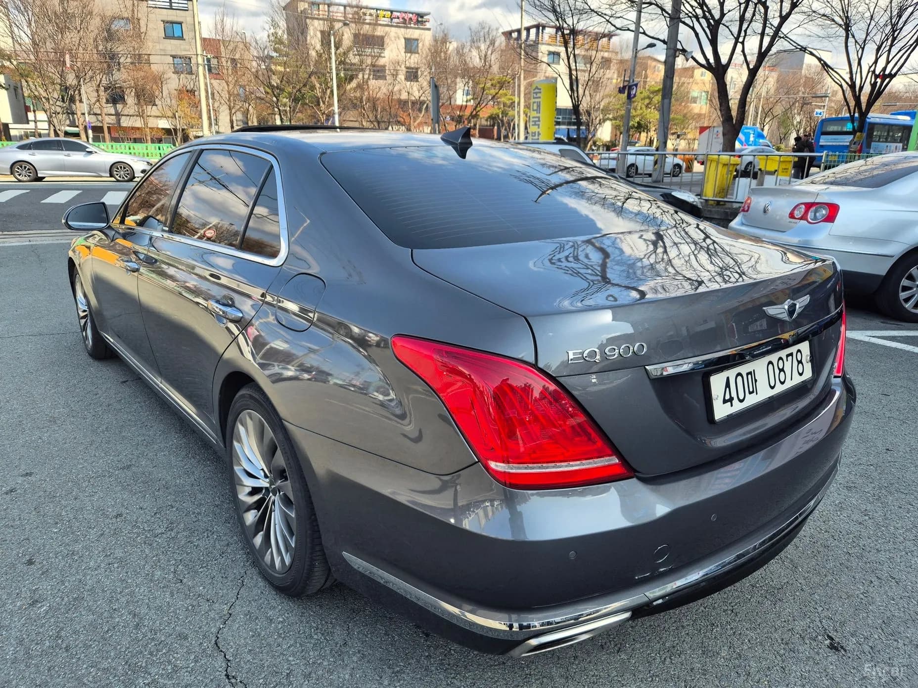 EQ900