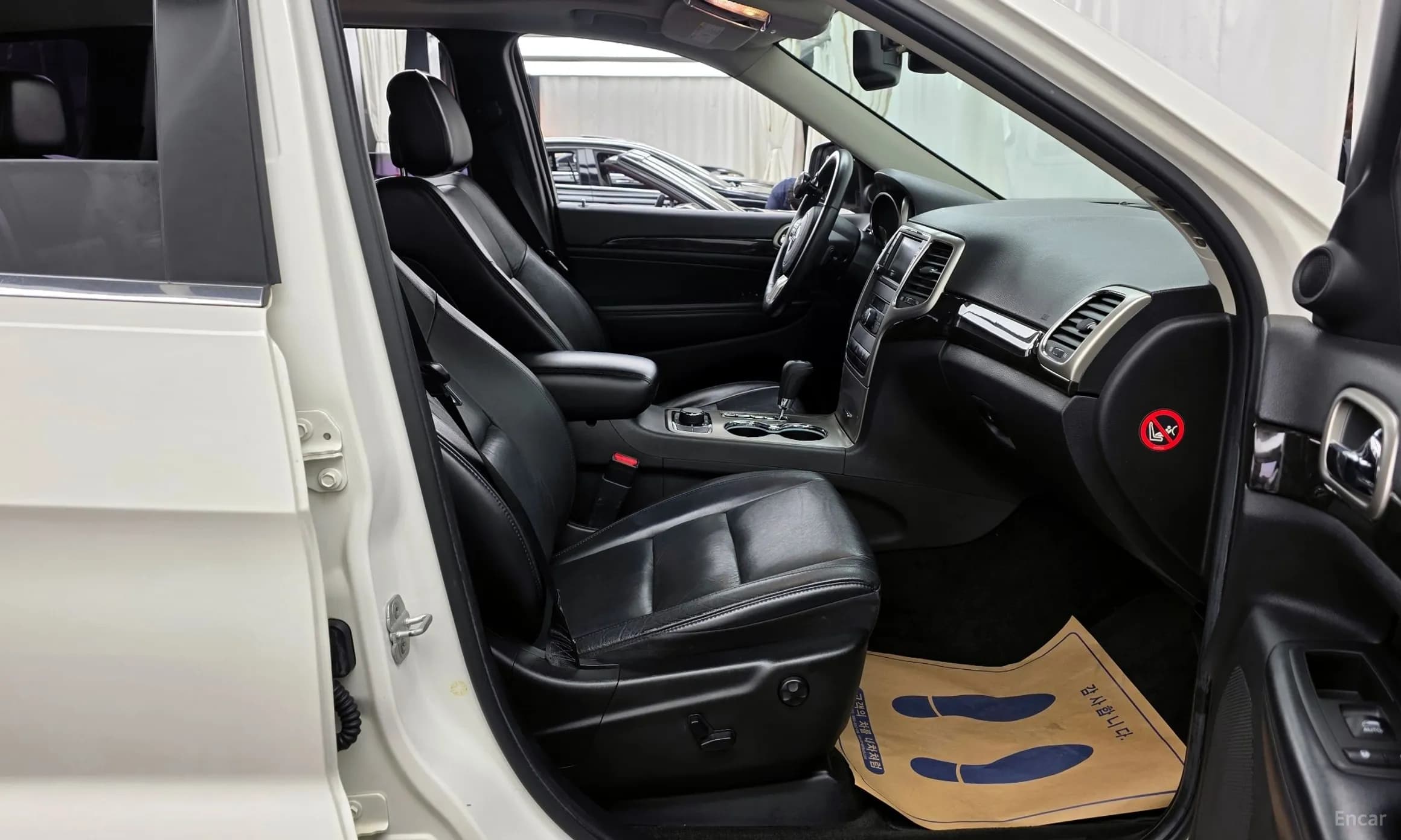 Grand Cherokee