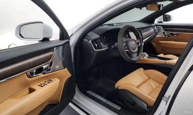 S90
