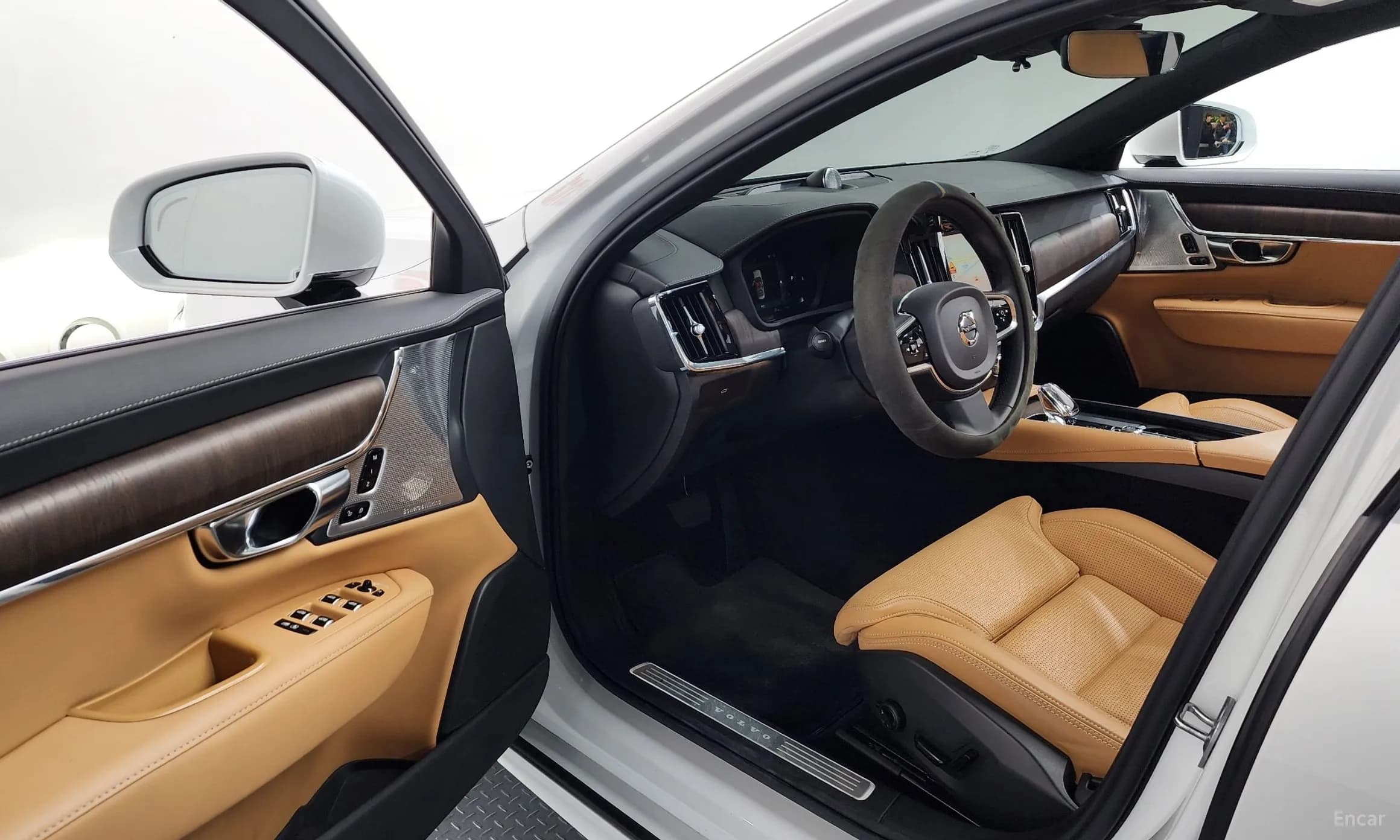 S90