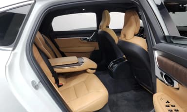 S90
