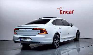 S90