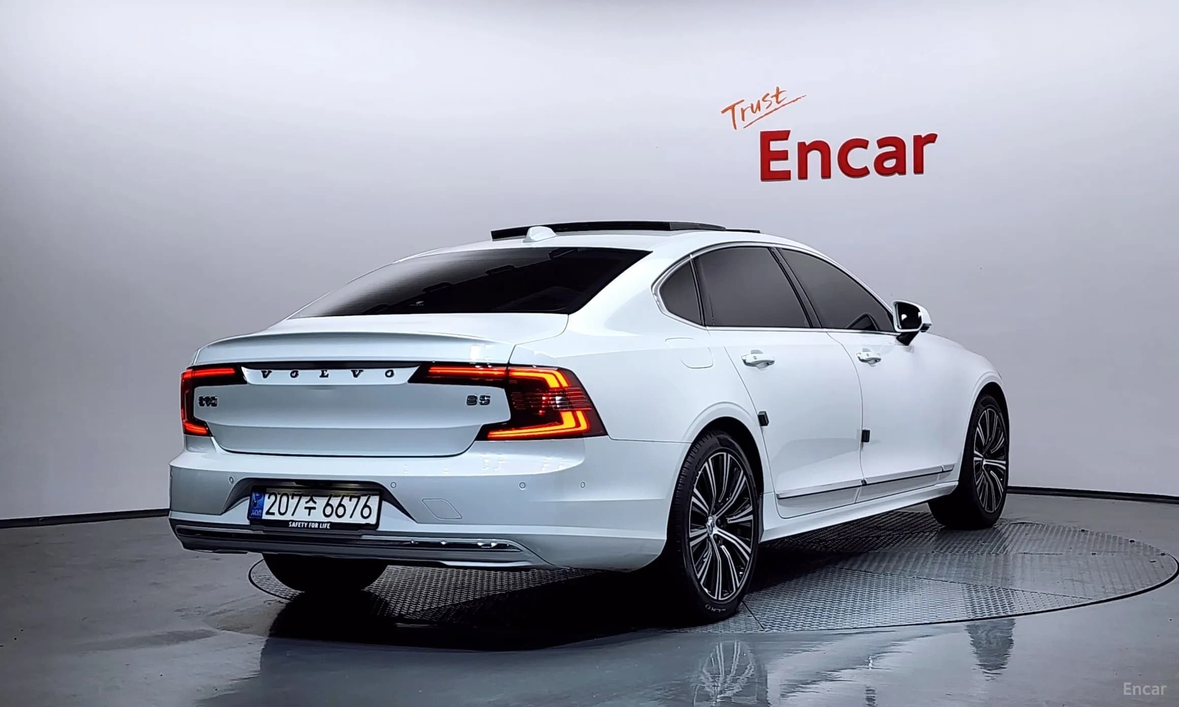 S90