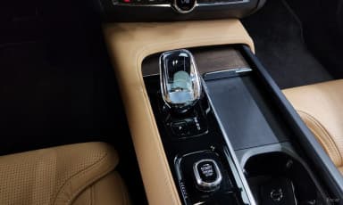 S90