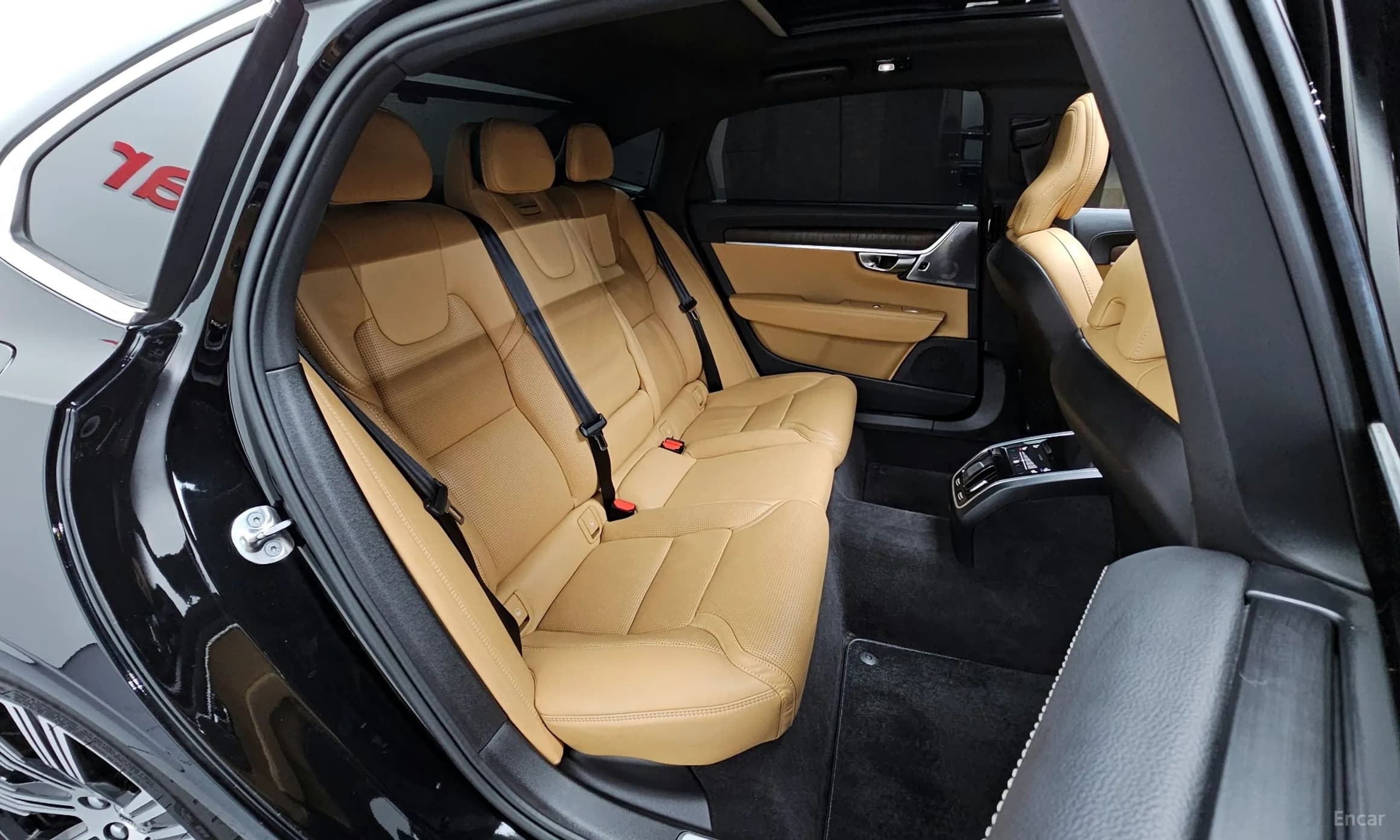 S90