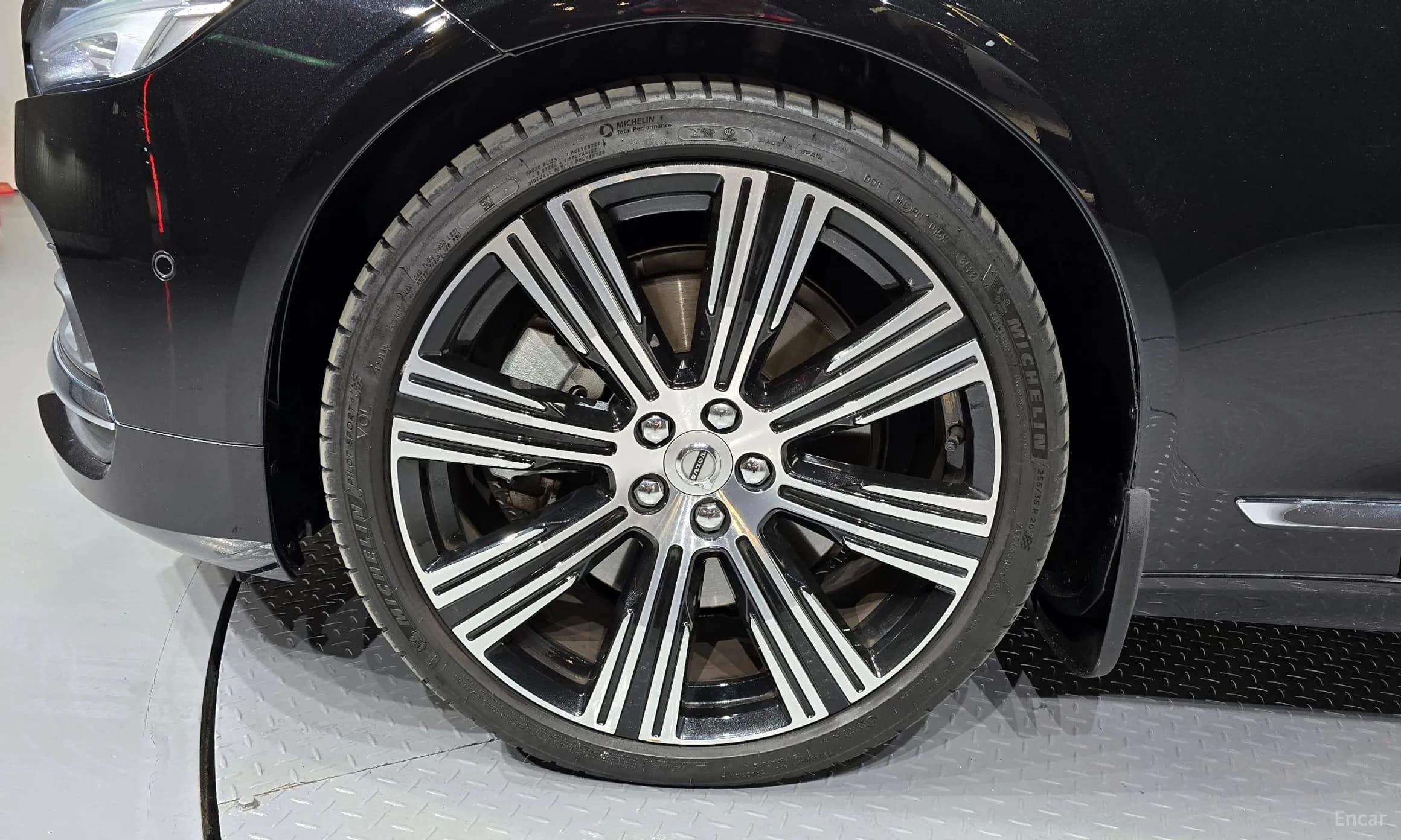 S90