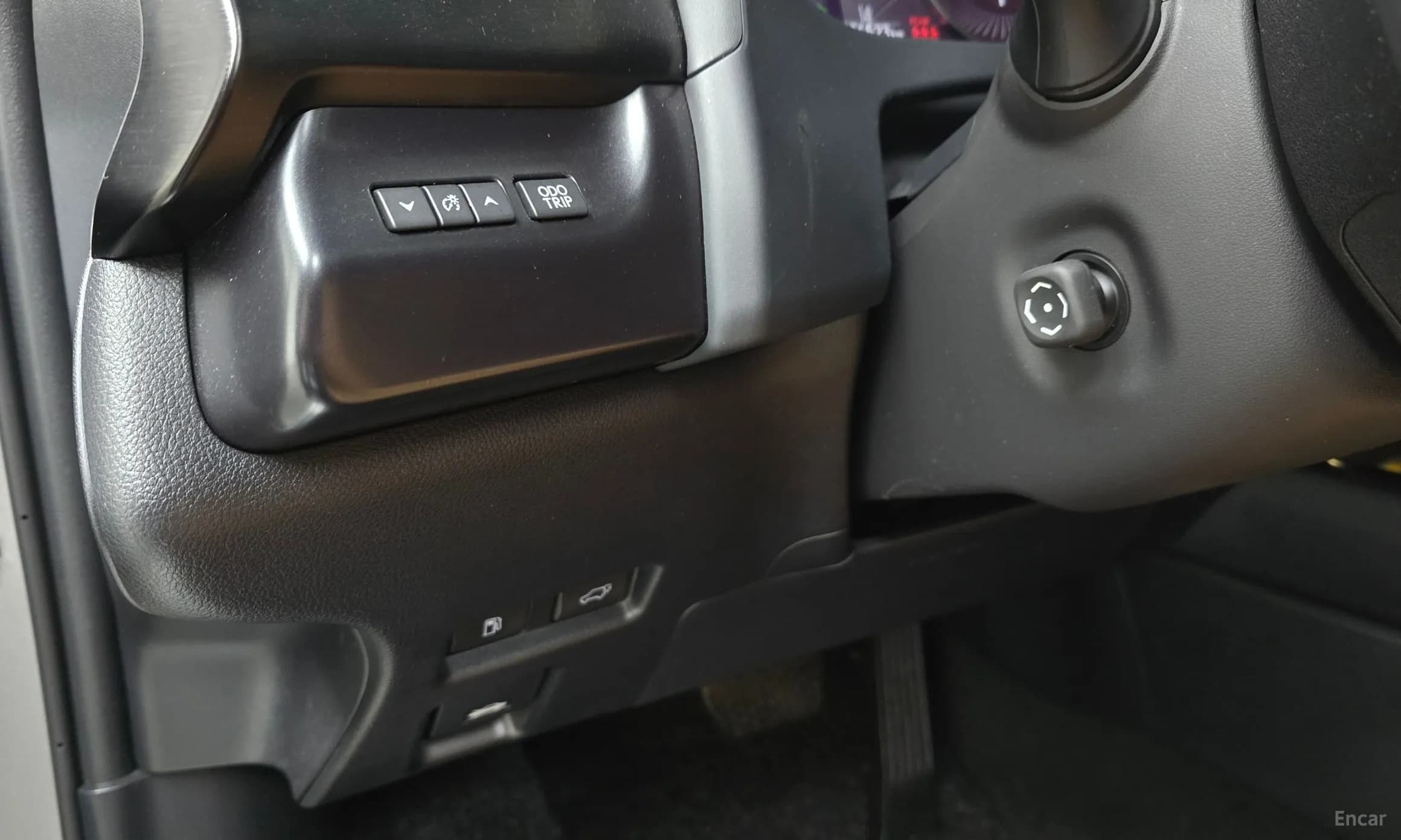 UX250h