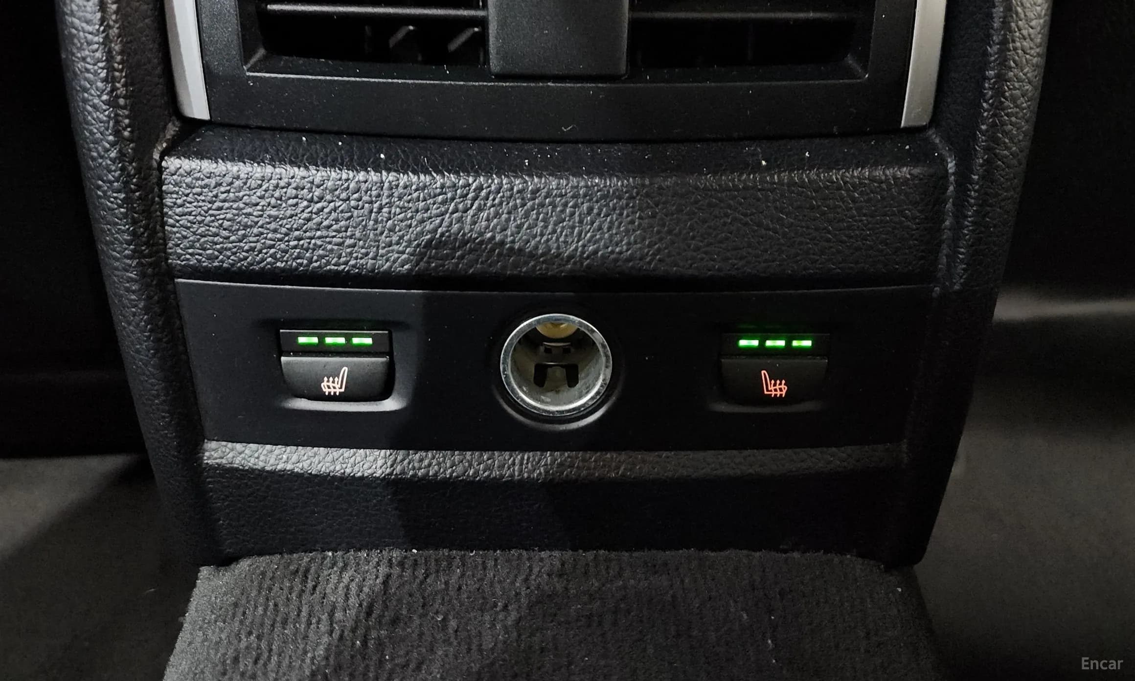 Series 4 (F32)