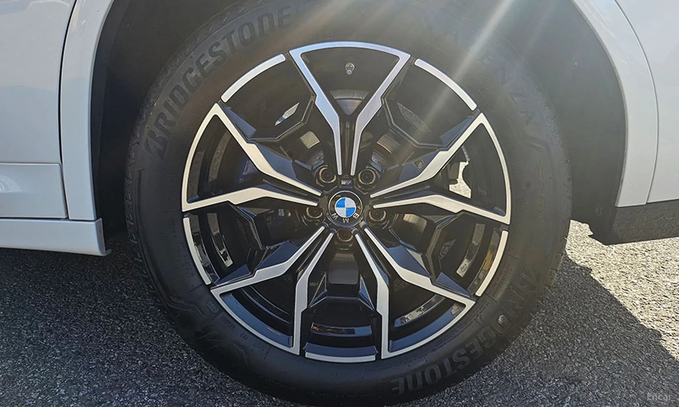 X4 (G02)
