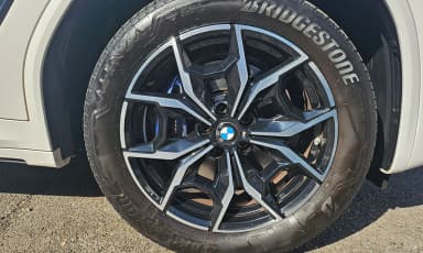 X4 (G02)