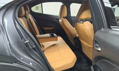 UX300h