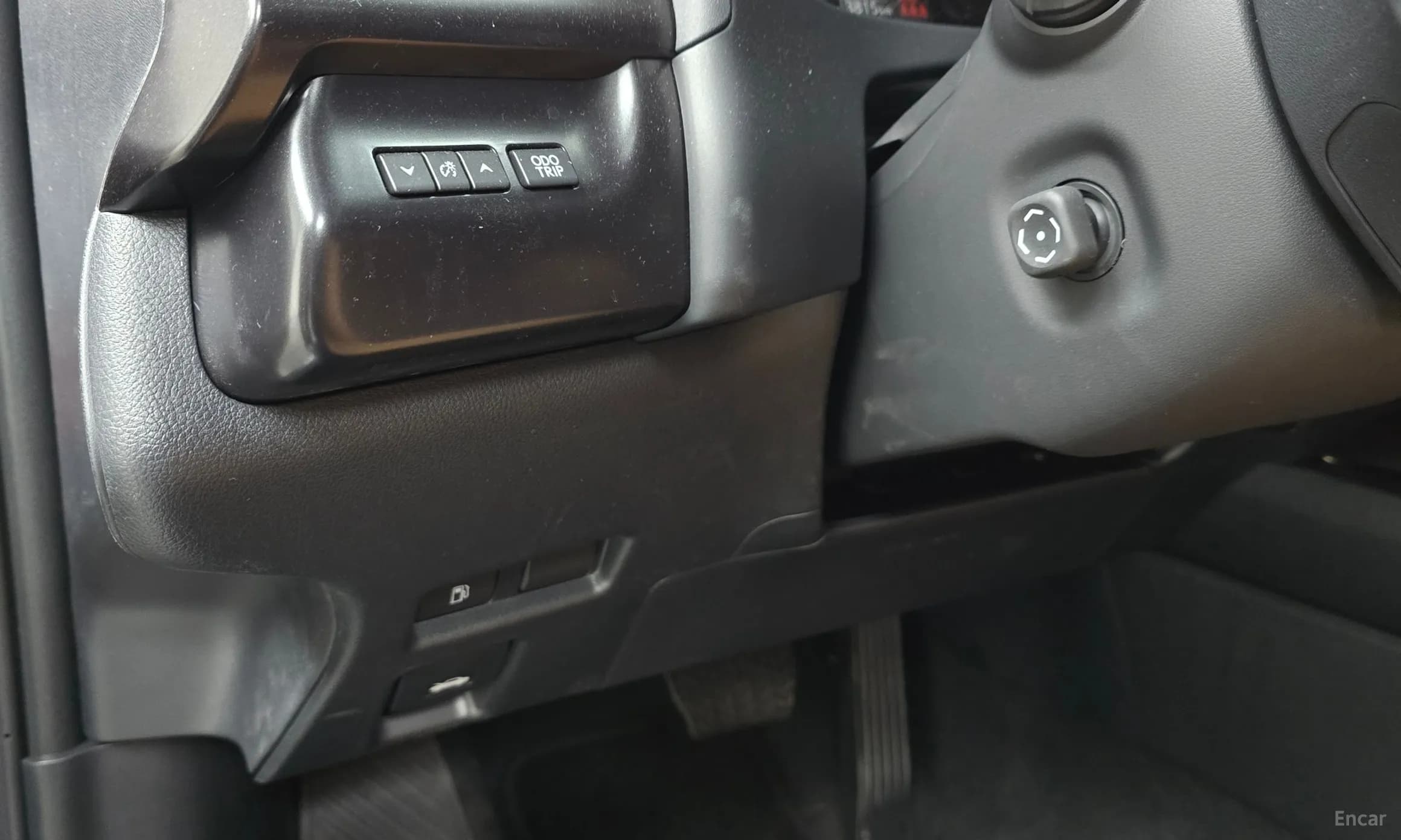 UX300h
