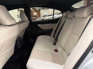 Camry (XV80)