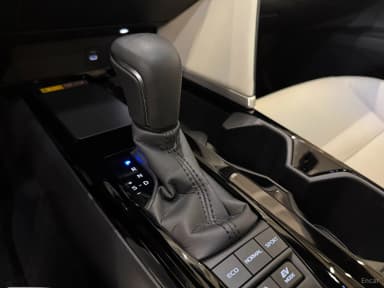 Camry (XV80)
