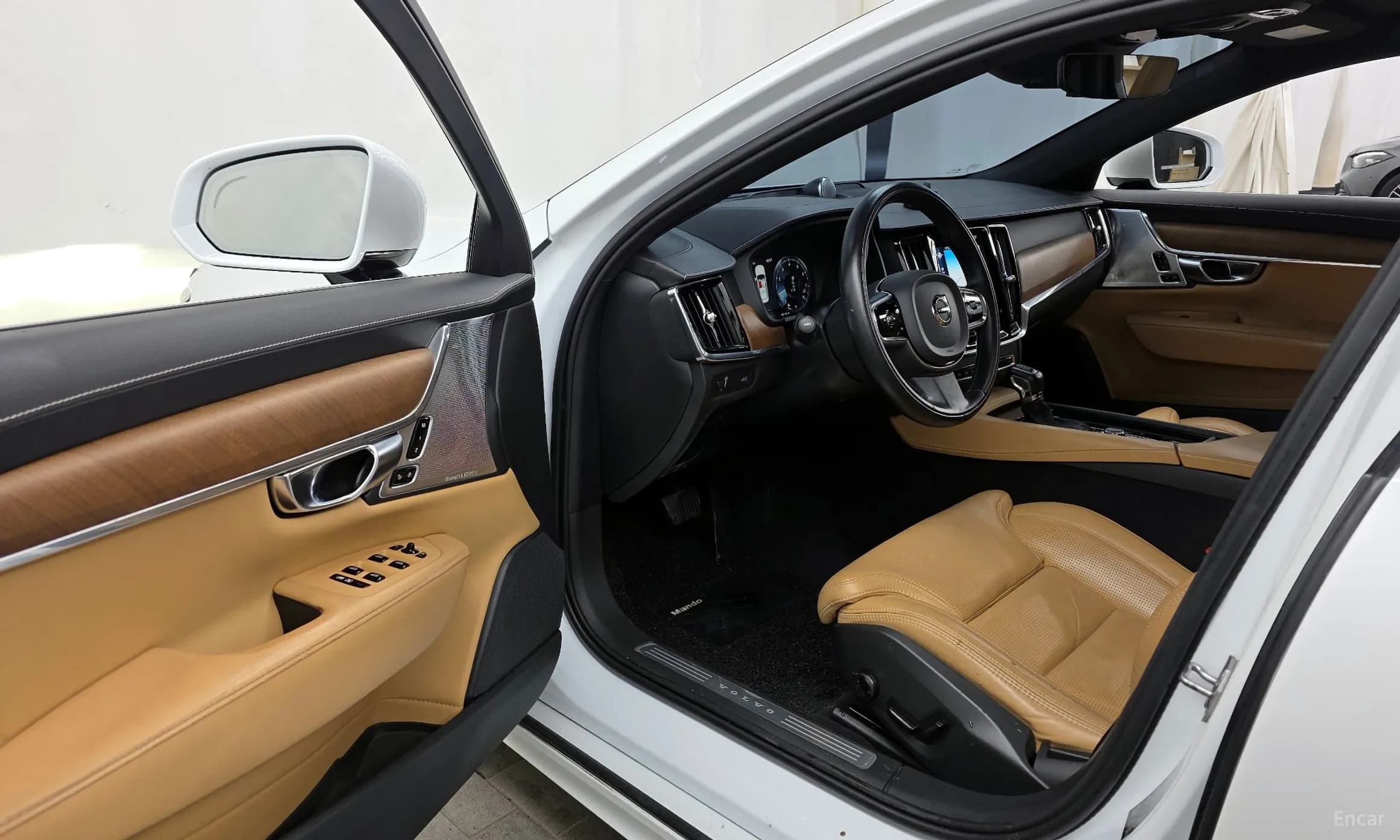 S90