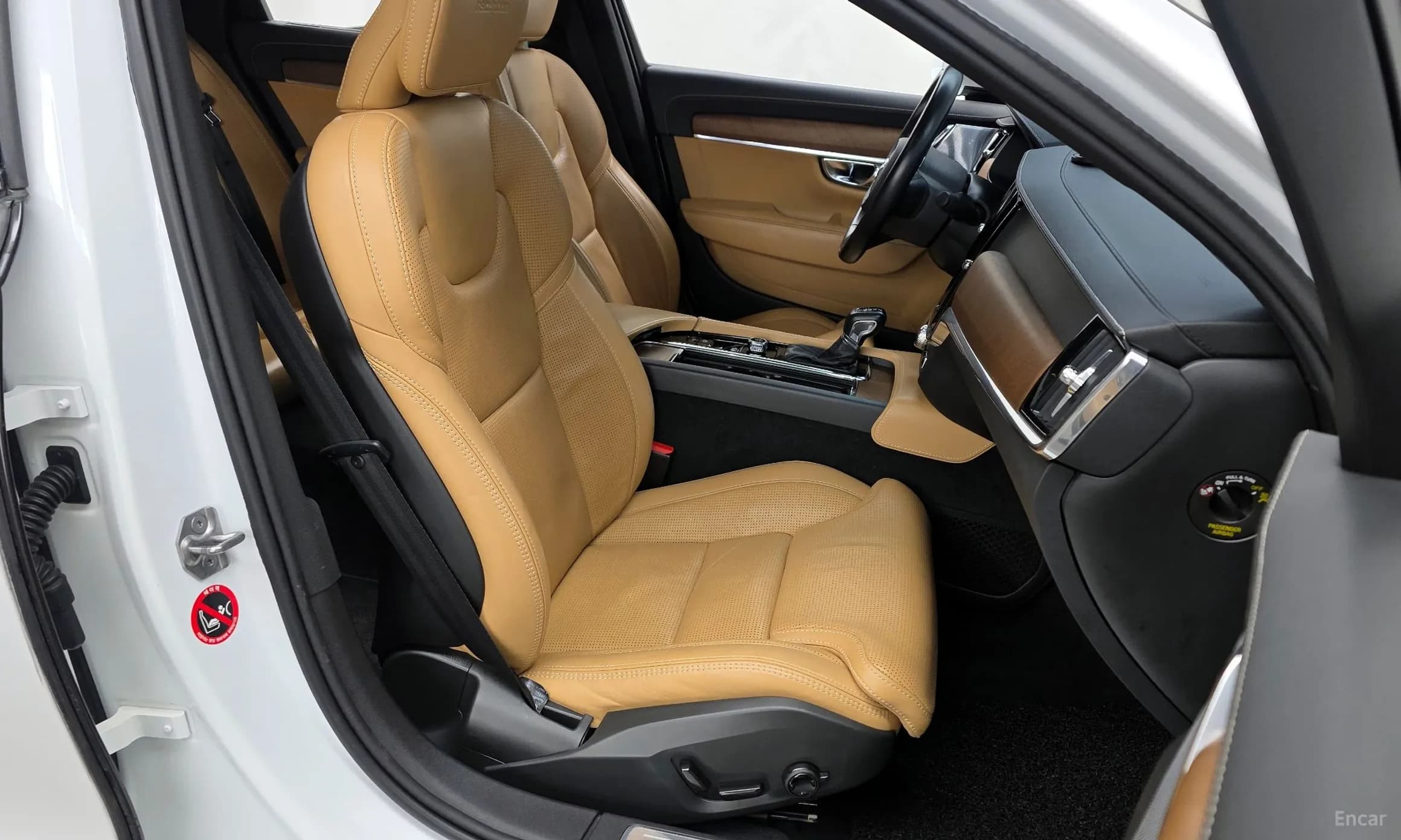 S90