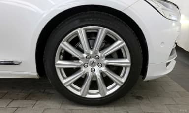 S90