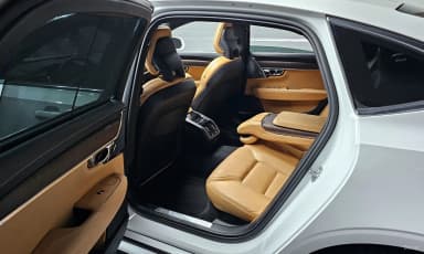 S90