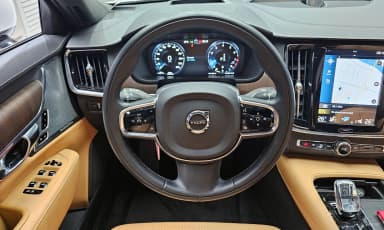 S90