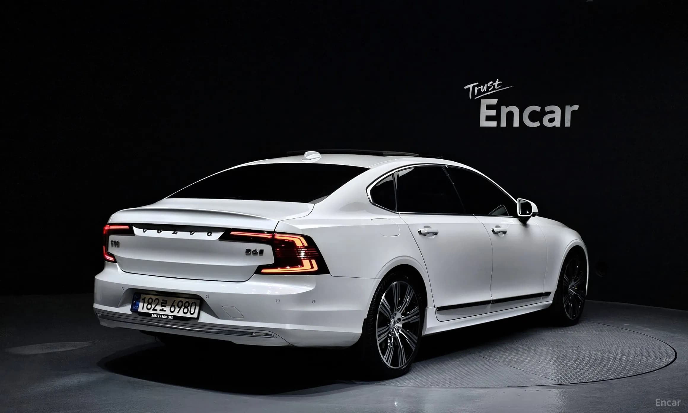 S90