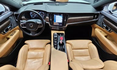 S90