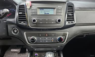 Rexton Sports Khan
