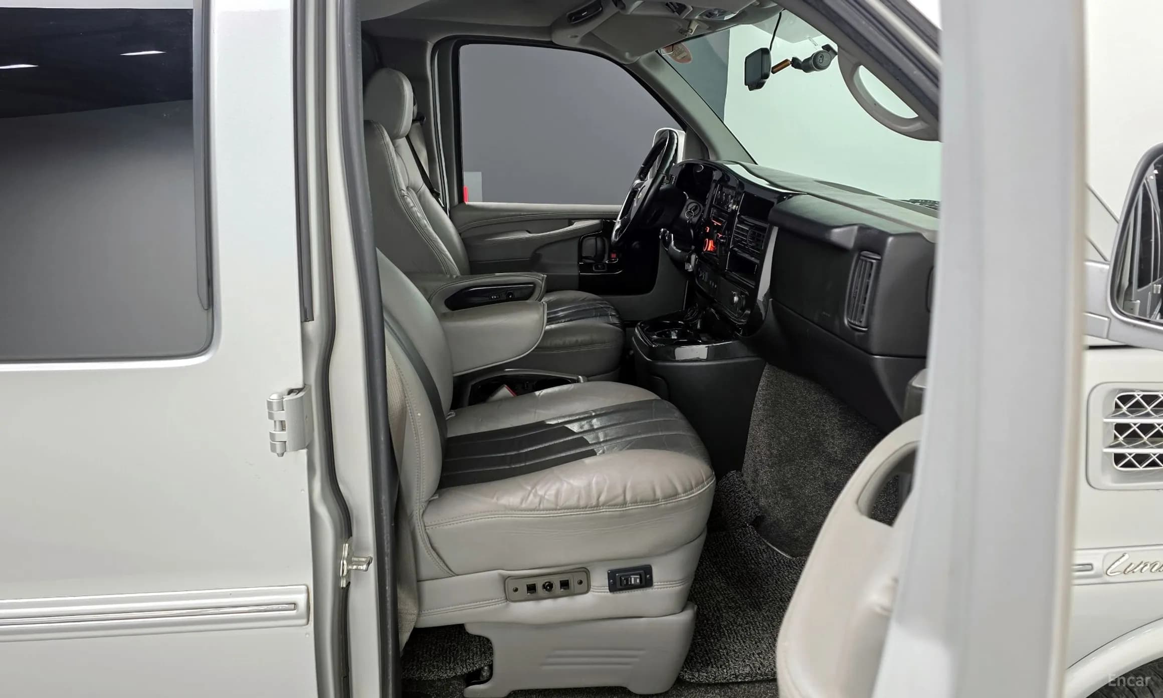 Express Van