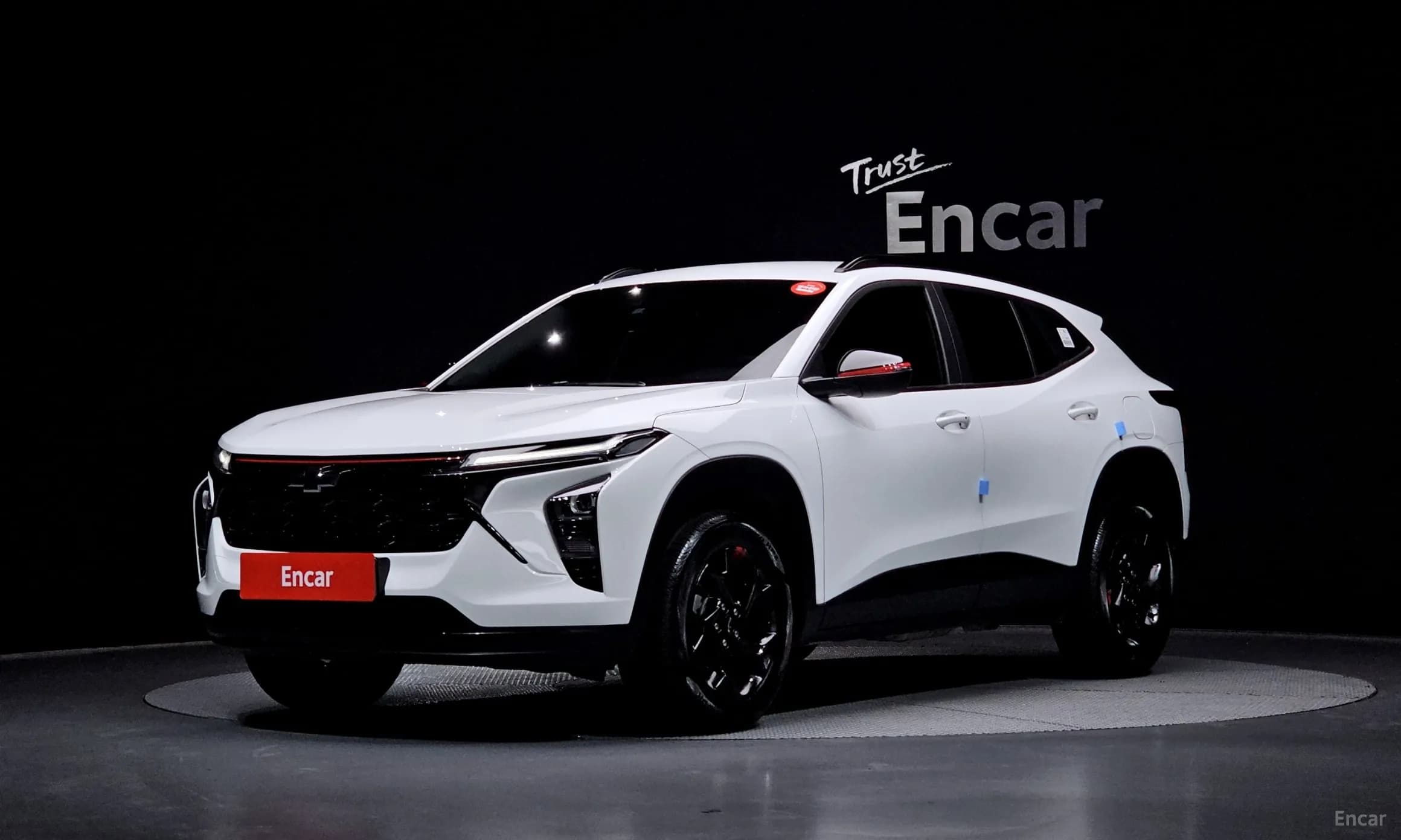 Trax Crossover