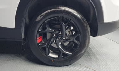 Trax Crossover