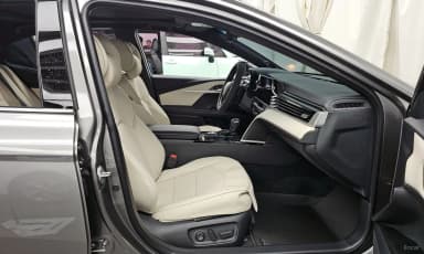 Camry (XV80)