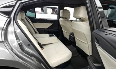 Camry (XV80)