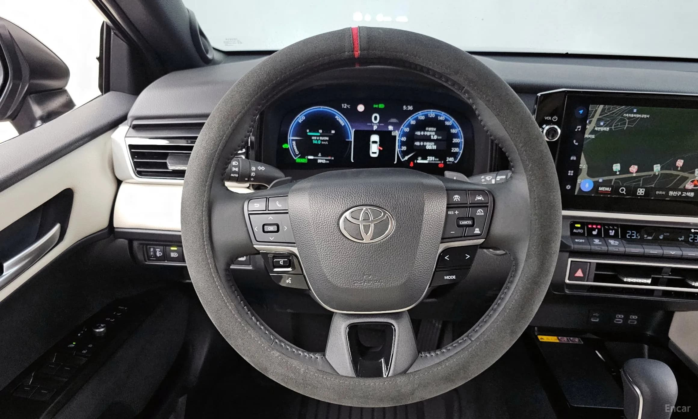 Camry (XV80)