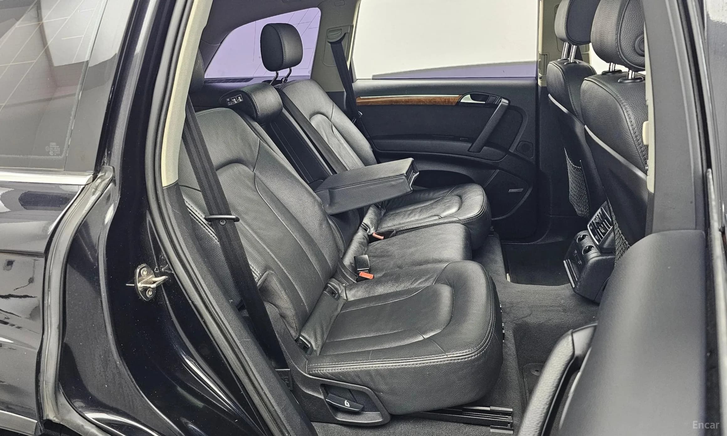 Q7