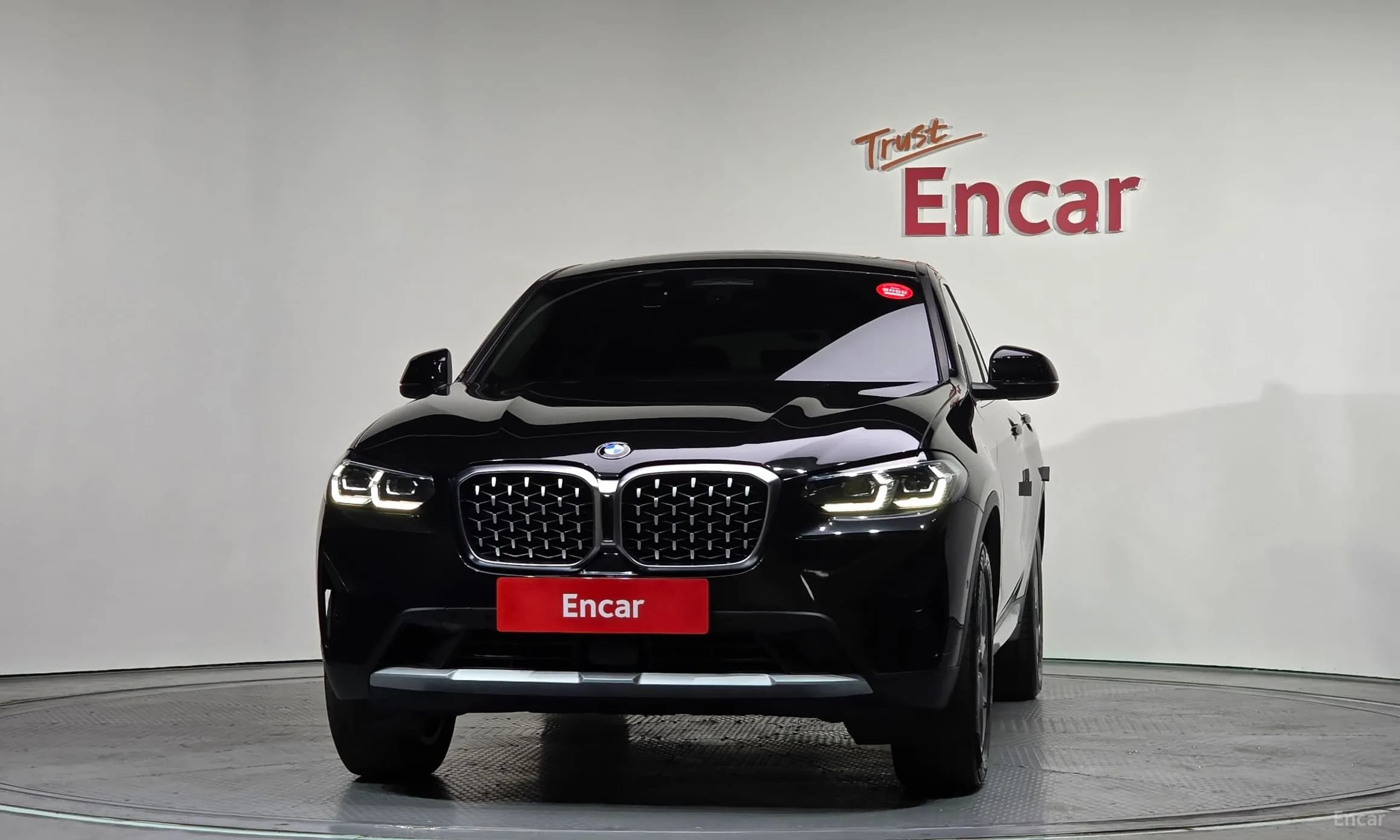 X4 (G02)