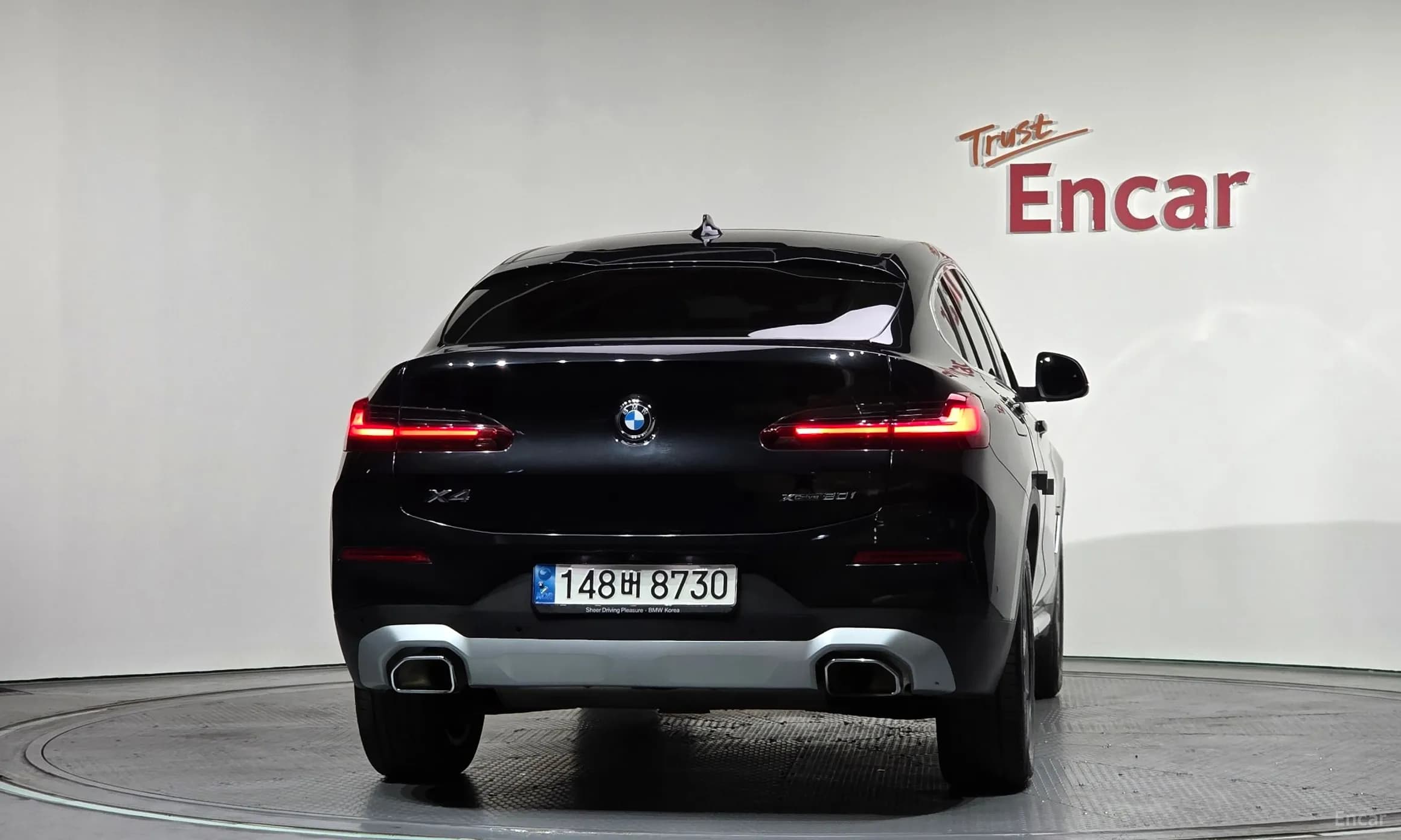 X4 (G02)