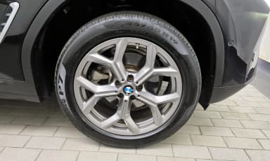 X4 (G02)