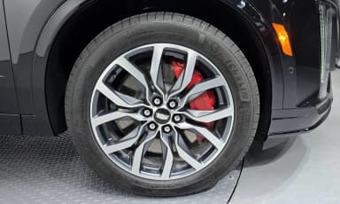 XT6