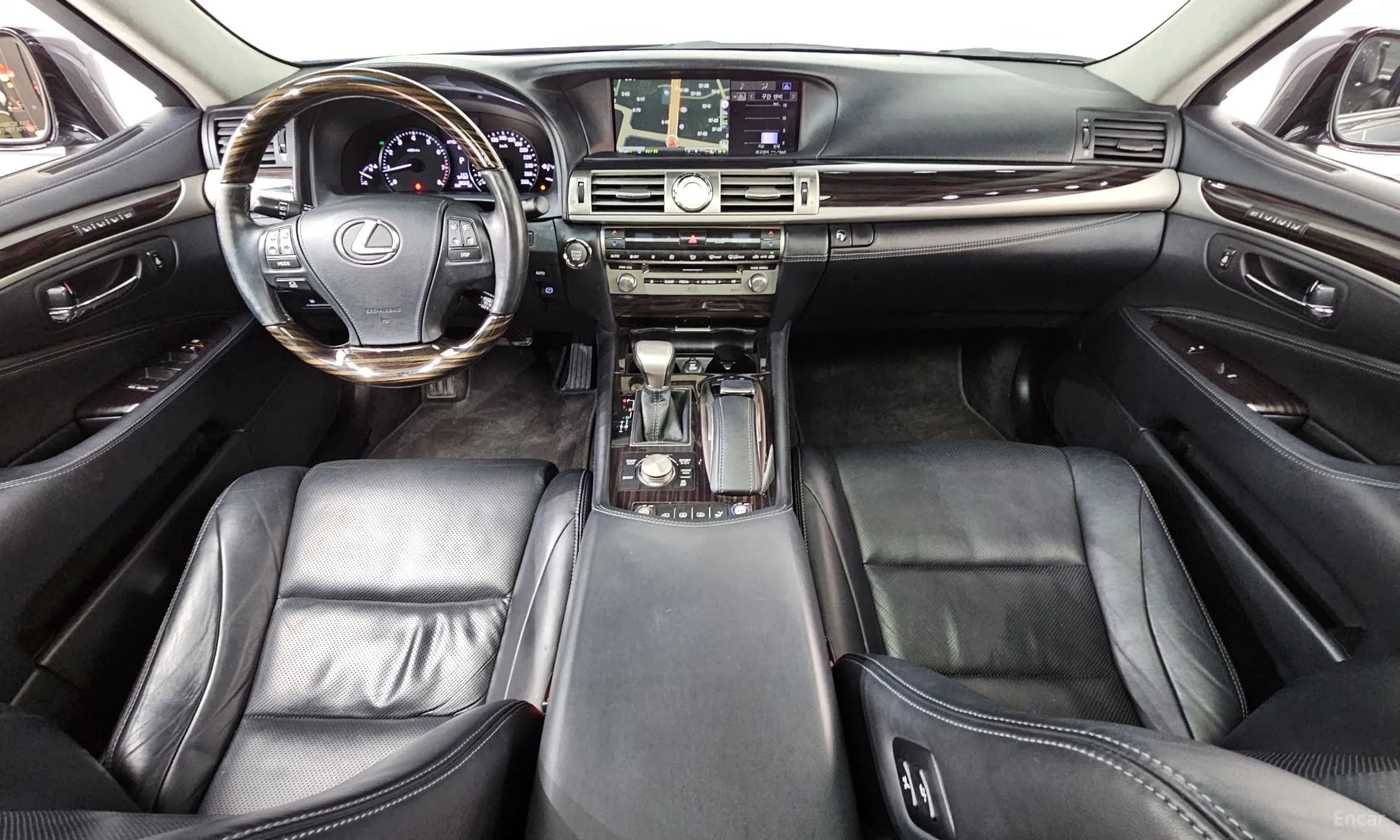 LS460