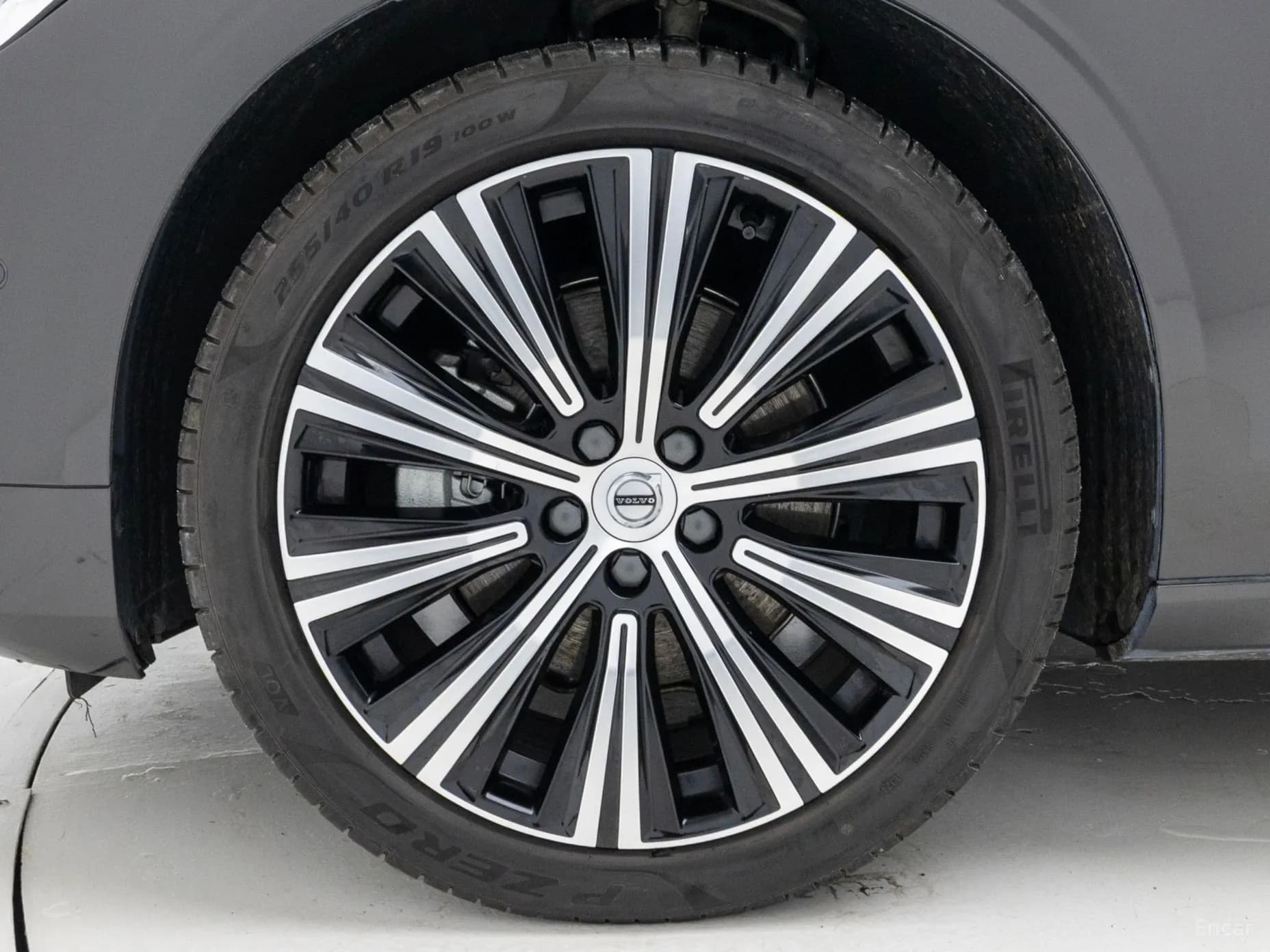 S90